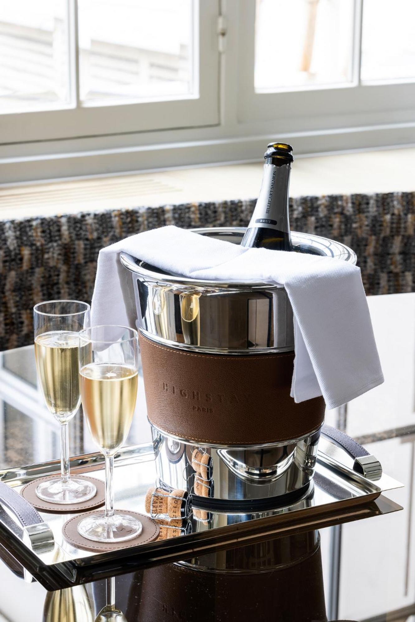 Highstay - Luxury Serviced Apartments - Place Vendome Paris Exteriör bild